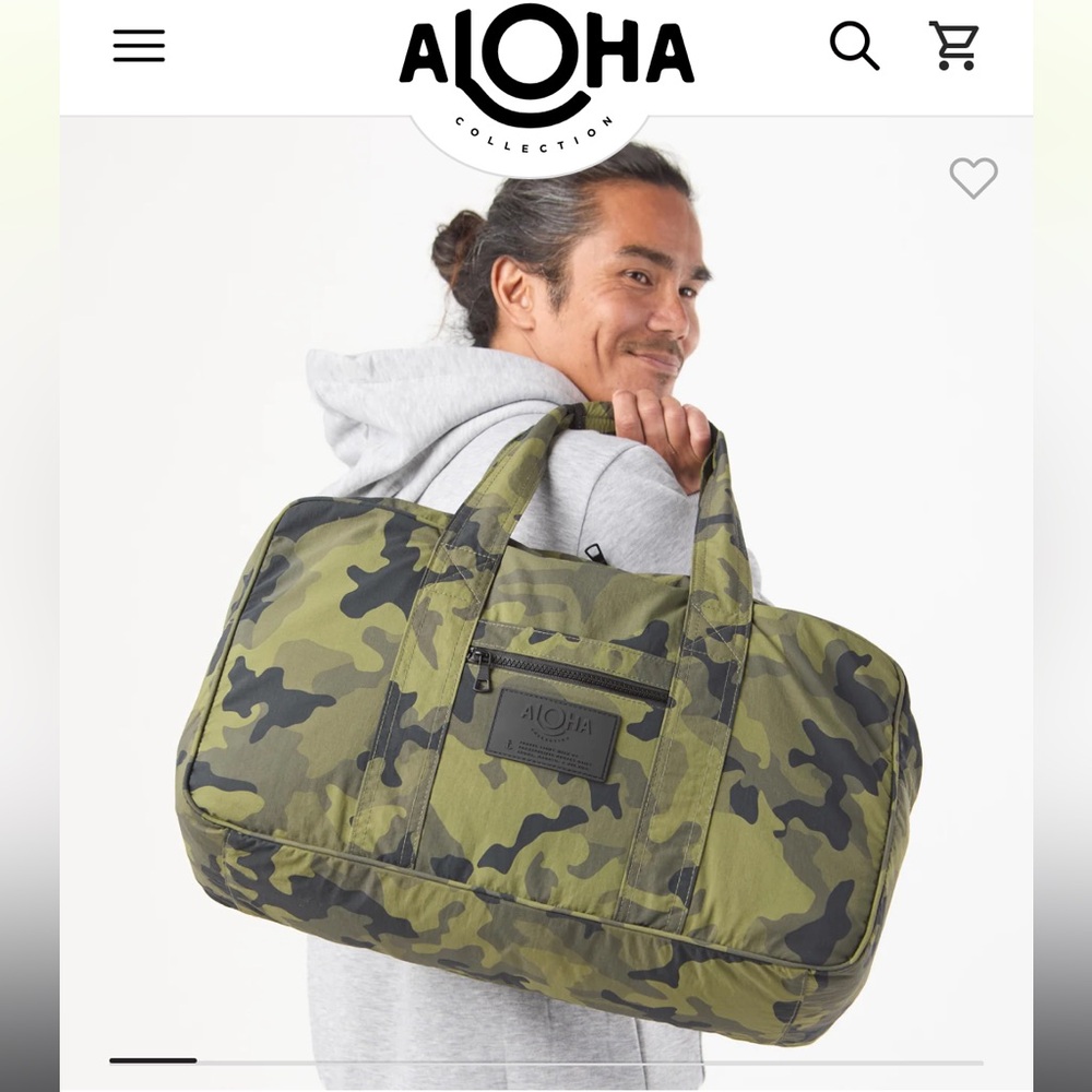 Aloha collection keep it light weekender camo bag